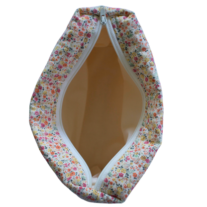 Floral-patterned fabric pouch with a zipper beauty pouch
