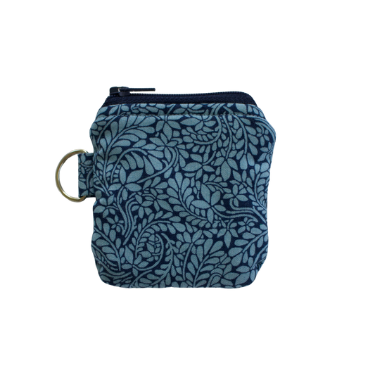 Blue patterned pouch with a keyring airpod pouch